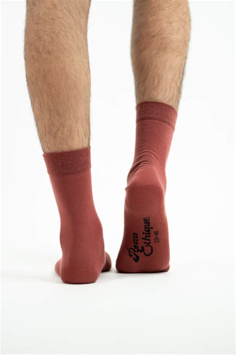 Jolies Chaussettes Rouge En Coton Biologique Peau Ethique