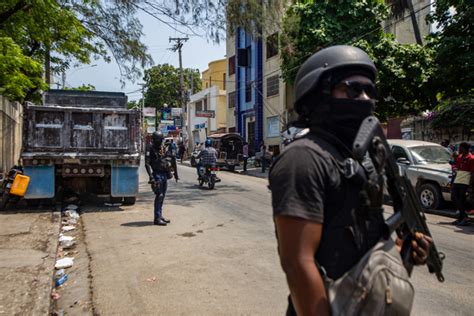 Policía de Haití sigue haciendo frente a las bandas armadas Critica