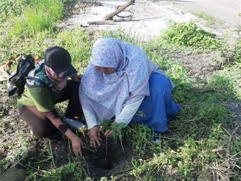 Penanaman Pohon Dalam Rangka Memperingati Hut Korpri Tahun Dinas