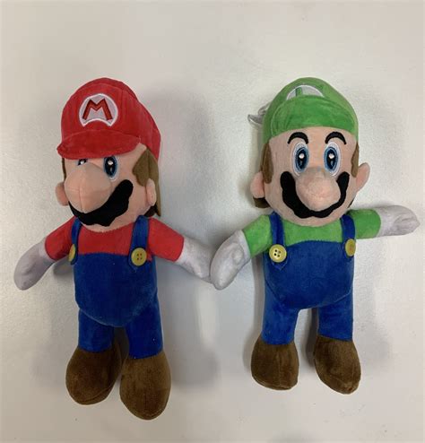 Super Mario Plush 27cm