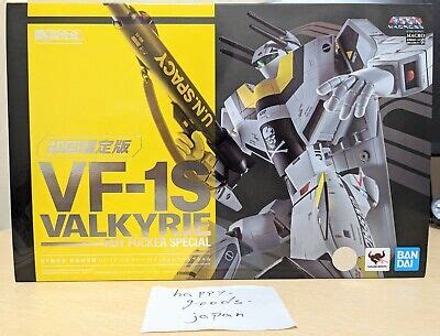 New Dx Chogokin Macross First Limited Edition Vf S Valkyrie Roy Focker