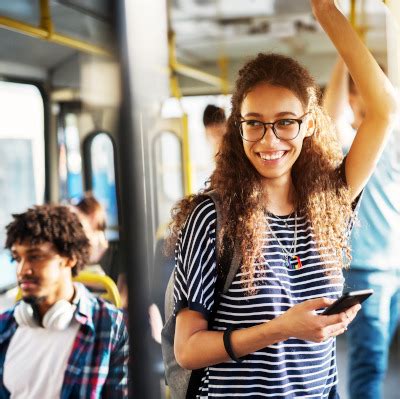 Bus De Lentrepreneuriat La Rencontre Des Porteurs De Projets Dans