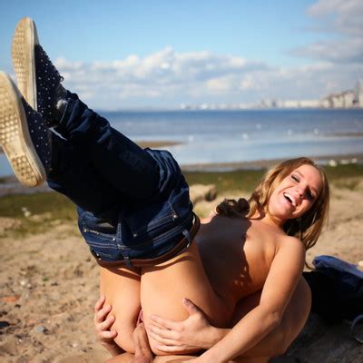 Tube Dupe Wtf Pass Sofi Goldfinger In Passionate First Date Sex On A Beach