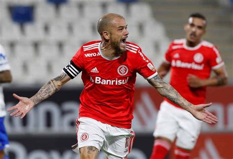 Internacional Vence Por A A Cuiab En La Liga Brasile A Todo Sport