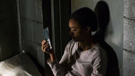 Walking Dead’s Sonequa Martin-Green Explains Sasha’s “Poetic” Fate ...