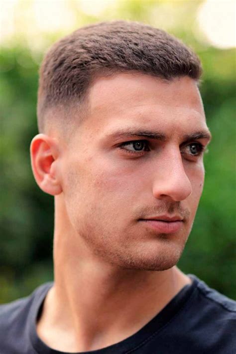 35 Haircuts For Men With Thick Hair And Styling Products