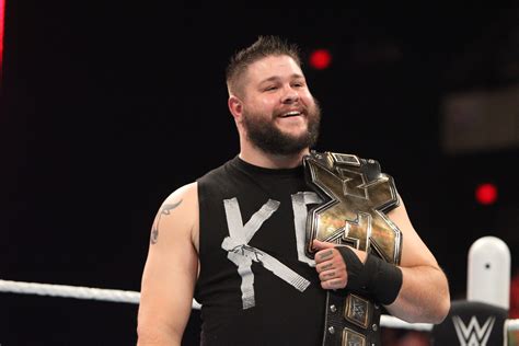 Kevin Owens continues to fight – Chinlock.com