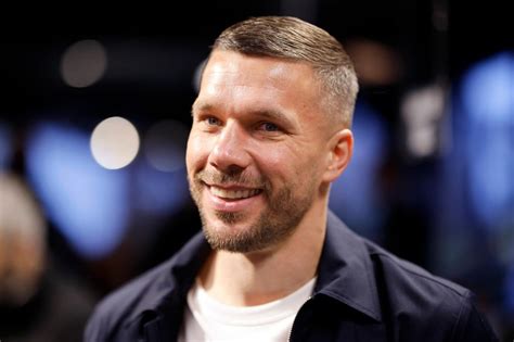 Kind Nummer Drei Lukas Podolski Ist Wieder Vater Geworden