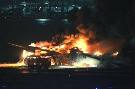 羽田日航客機起火︱367名乘客生死一刻跑道逃生 引擎損毀情況曝光 星島日報