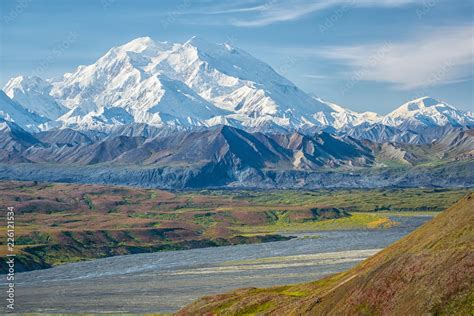 Mount Denali ( Mckinley ) the highest mountain in north america, Alaska ...