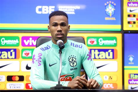 Gabriel Magalhães cita competitividade por vaga na seleção