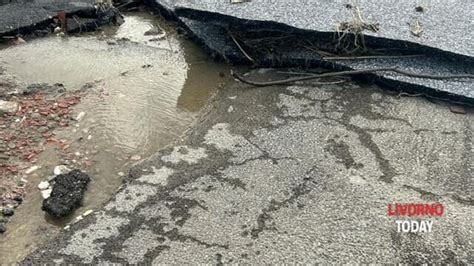 Maltempo In Toscana Morti Giani Stato Di Emergenza