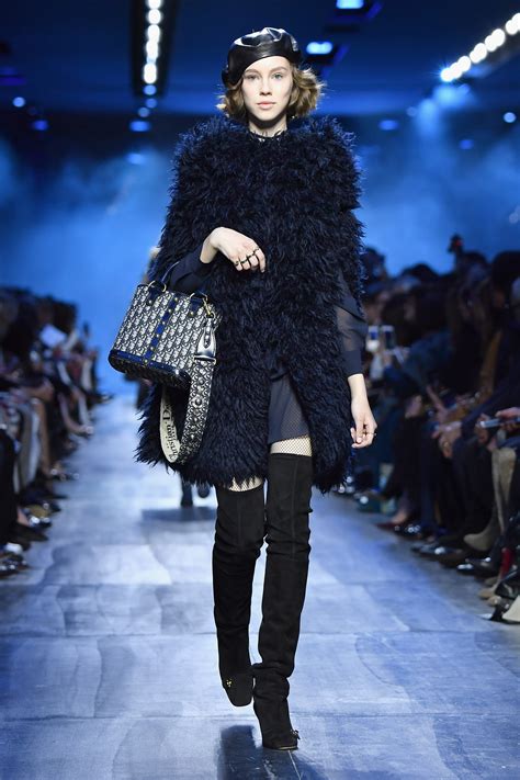 Christian Dior Runway Paris Fashion Week Womenswear Fallwinter