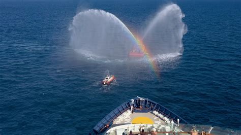 Feuerl Schboot Verabschiedet Mein Schiff Und Kapit N Kjell Holm