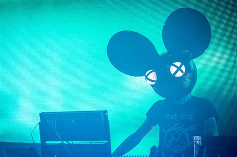 Uproar after deadmau5 says he'll only tour blue states