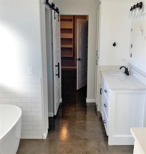 DIY Guide To Staining Concrete Floors In Your Bathroom