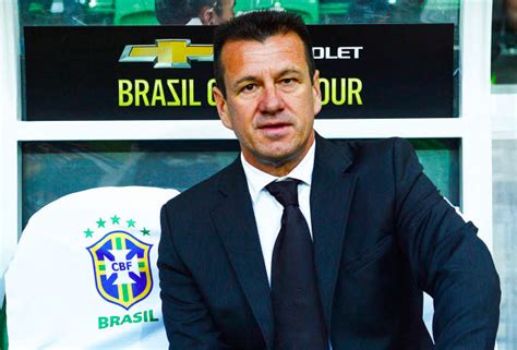 Dunga a empêché la CBF de présenter un recours pour Neymar