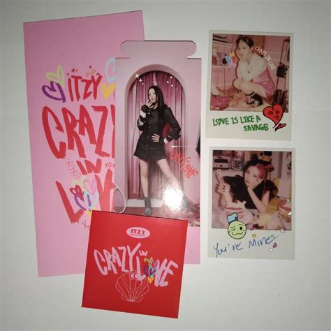 Itzy Cil Crazy In Love Polaroid Standee Lyrics Booklet Loco Album Kpop