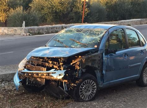 Incidente Sulla Ss Fra Locorotondo E Fasano Paura Nel Primo