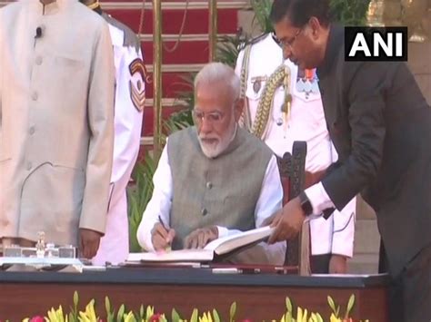 Pm Narendra Modi Swearing In Oath Ceremony Live मोदी सरकार 2 पर्वाला सुरुवात पंतप्रधानपदाची