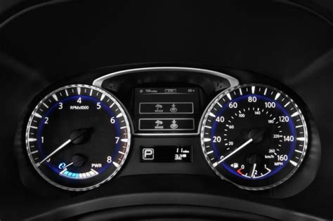 2015 Infiniti QX60 Pictures: Dashboard | U.S. News