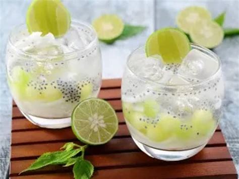 Minuman Segar Berbahan Buah Tropical Untuk Berbuka Puasa Tagar