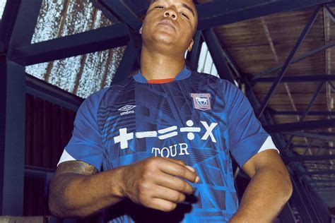 Ed Sheeran And Fabio Wardley Reveal Ipswich Town S New Umbro Kits For