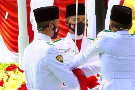 Inilah 3 Tokoh Pengibar Bendera Merah Putih Pertama Saat Proklamasi Ri