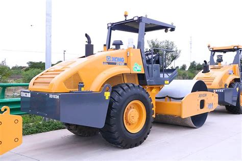 Xcmg 10 Ton Small Single Drum Vibratory Road Roller Xs103h For Sale