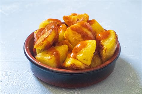 Patatas Bravas Spanisches Rezept Mit Salsa Tastybits De