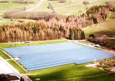 Solarpark Freiflächen Photovoltaikanlage