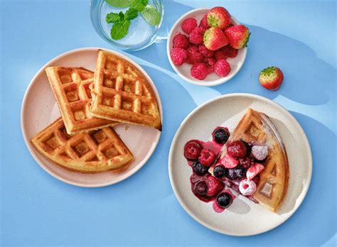 Makkelijke Wafels Met Rood Fruit En Poedersuiker Recept Allerhande