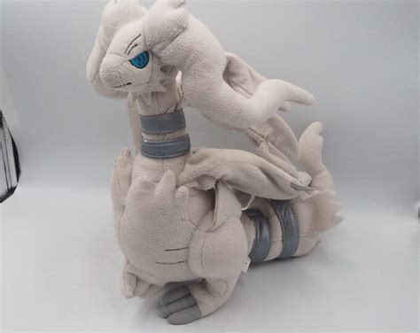 Reshiram Mc Pokemon Center Original Plush Junk Toy Doll