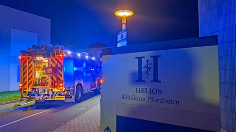 Feuer In Pforzheimer Helios Klinikum Aktualisierung Toter Bei Brand