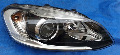 Volvo Xc Lift Lampa Przednia Prawa Xenon Pin Y Rs Adb