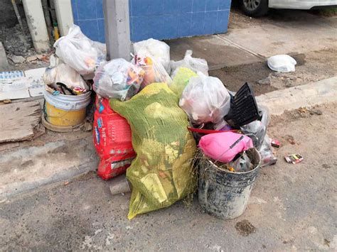 Denuncian Vecinos De Salinas Victoria Retraso En Recolecci N De Basura