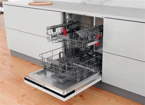 Встраиваемая посудомоечная машина Whirlpool WIO3C33E6.5 – купить в ...