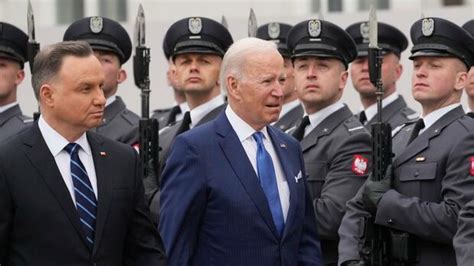 Biden Bei Polen Besuch Nato Beistandsverpflichtung Ist Heilig