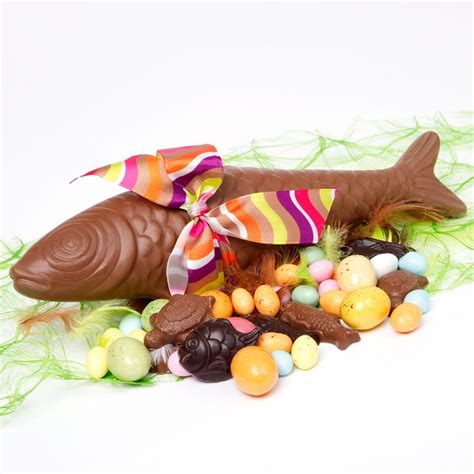 Poisson de Pâques en chocolat Livraison chocolat D lys couleurs