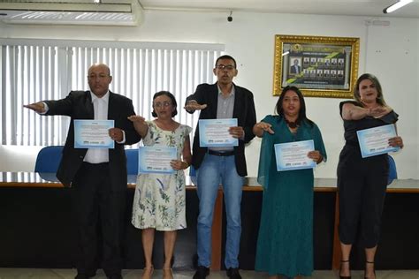 Novos Conselheiros Tutelares Tomaram Posse Nesta Sexta Feira