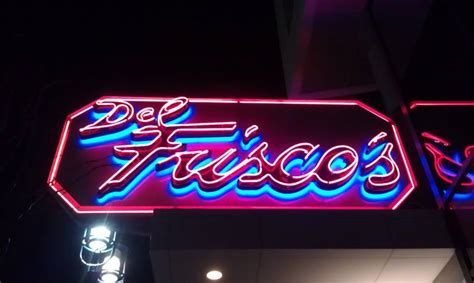 Rozziefoodie: Del Frisco's, Boston