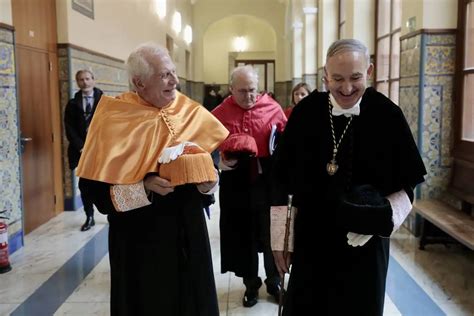 Josep Borrell Recibe El Doctorado Honoris Causa Por La Universidad De