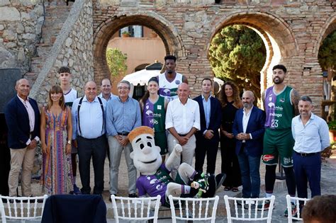 As Es La Nueva Camiseta Del Unicaja Para La Temporada