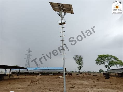 Steel Dual Arm Solar High Mast Lighting Pole For Outdoor 9m At Rs