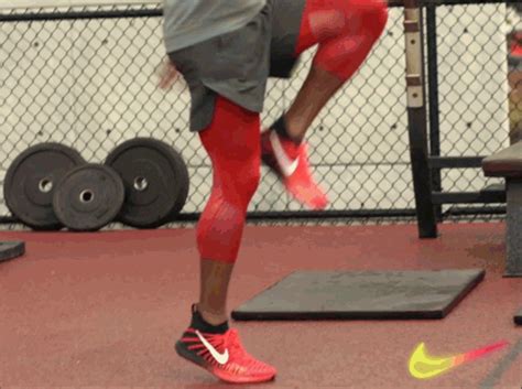 Knee Raise S Get The Best  On Giphy