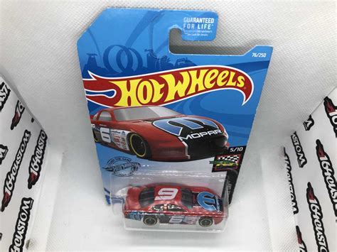 Hot Wheels Dodge Charger Stock Car Mainline Hw Race Day