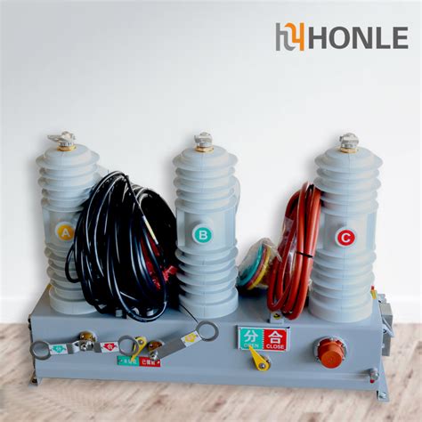 Honle 38kv 630A Pole Mounted Outdoor Vacuum Auto Circuit Switch With