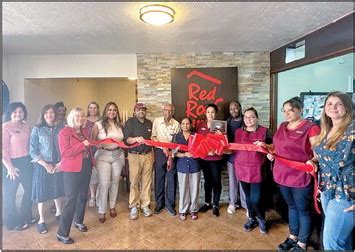 CHAMBER WELCOMES RED ROOF INN | Madisonville Meteor