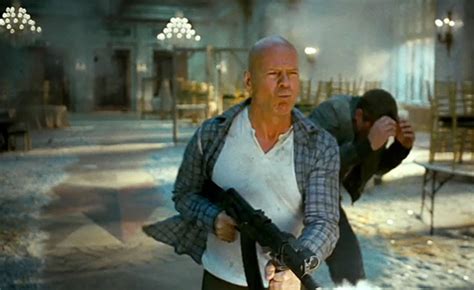 Duro De Matar Quieren A Bruce Willis Y Director De Inframundo