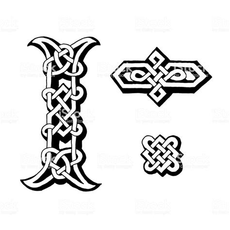 Hand Drawn Celtic Alphabet Letter I And Dingbats Letras Celtas